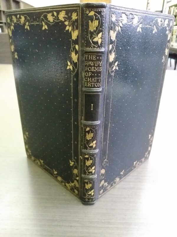 The Rowley Poems of Thomas Chatterton, Spine